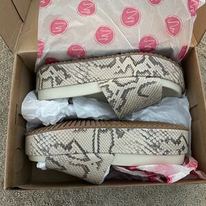 Matisse Platform sandals